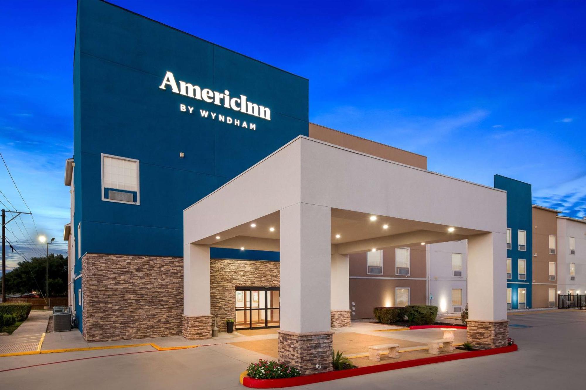 Americinn By Wyndham ニューブラウンフェルズ エクステリア 写真