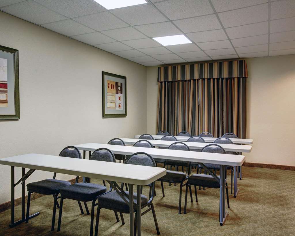 Americinn By Wyndham ニューブラウンフェルズ 設備 写真